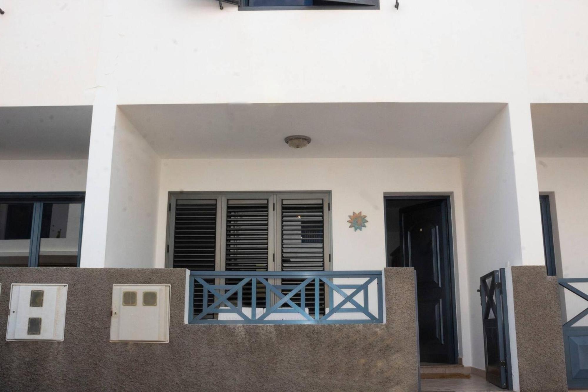 Casa Bianca Caleta De Famara Hotel Exterior photo